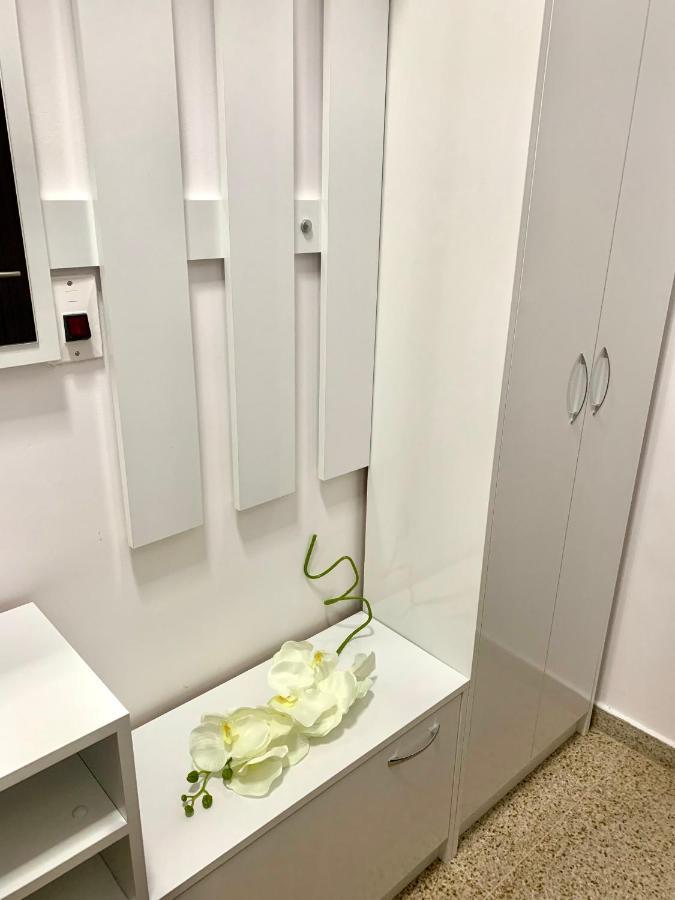 ,,Адела”-Апартамент За Гости Velingrad Kültér fotó